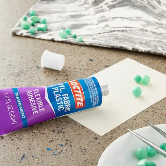 Loctite&reg; Vinyl, Fabric & Plastic Flexible Adhesive {3}