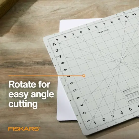 Fiskars&reg; Rotating Cutting Mat {4}