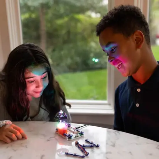 Elenco&reg; Snap Circuit&reg; Nite Lite Kit {4}