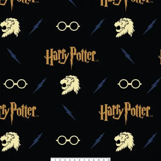 Camelot Fabrics Harry Potter Gryffindor Lion Fleece Precut Set {4}