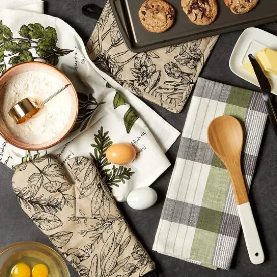 DII&reg; Fresh Herbs Kitchen Set {6}