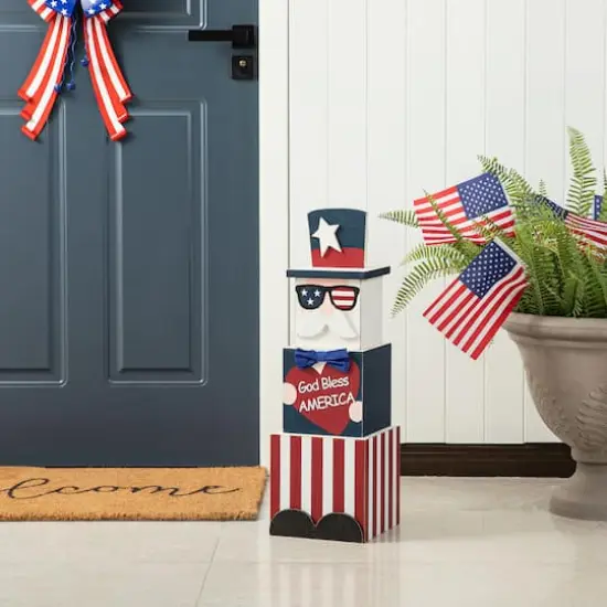 Glitzhome&reg; 24" Wooden Double Sided Easter & July 4th Porch D&eacute;cor {5}