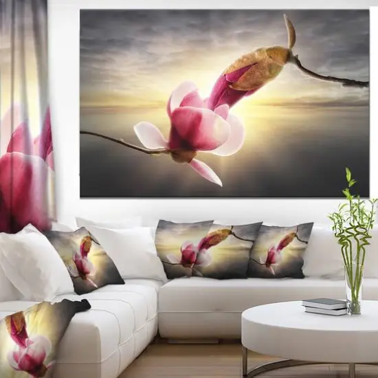 Designart - Beautiful Magnolia Flowers - Large Floral Canvas Art Print {5}