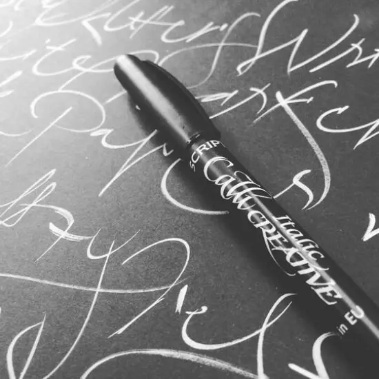 Manuscript CalliCreative White Italic Calligraphy Marker Set {6}