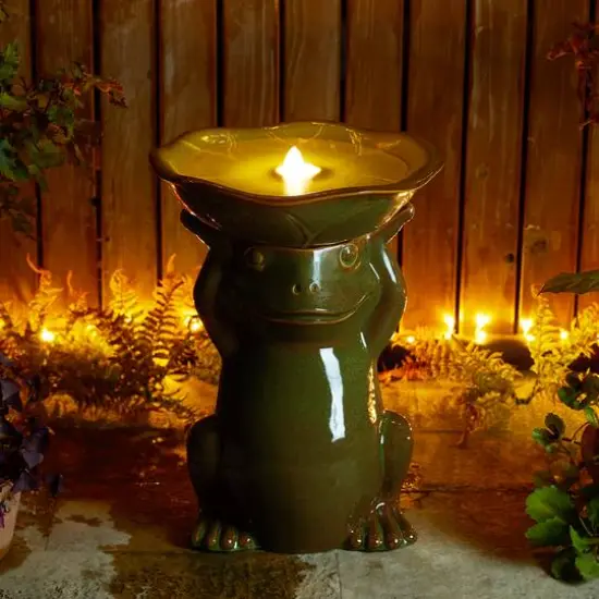Glitzhome&reg; 21.5" LED Olive Green Frog Holding Lotus Birdbath Ceramic Outdoor Floor Fountain {8}