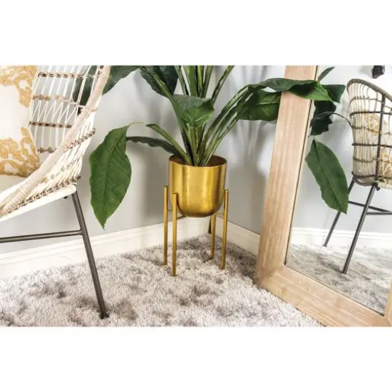 CosmoLiving by Cosmopolitan Gold Metal Glam Planter Set {8}