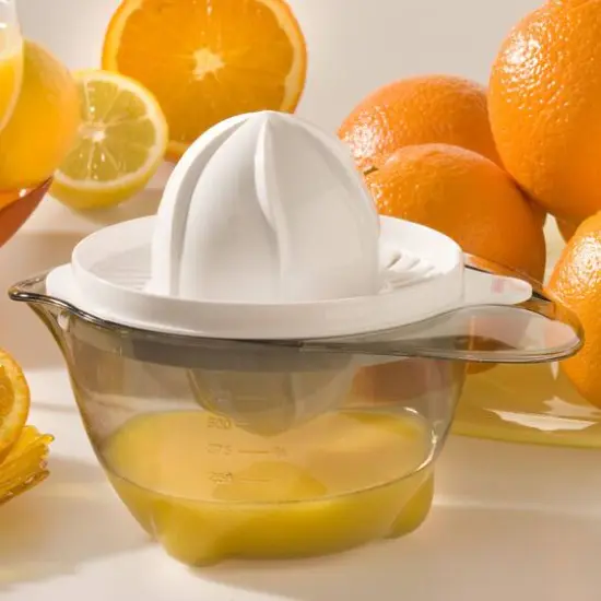 Household Essentials Leifheit Manual Citrus Juicer {3}