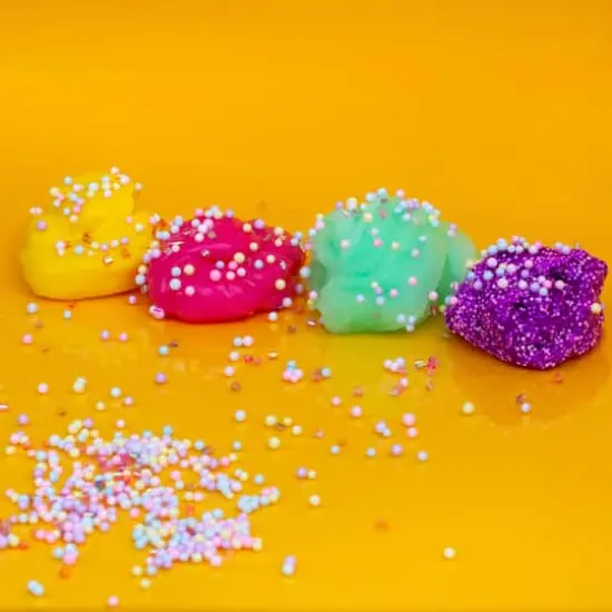 Play-Doh&reg; Kawaii Mix & Play Scented Compounds {4}