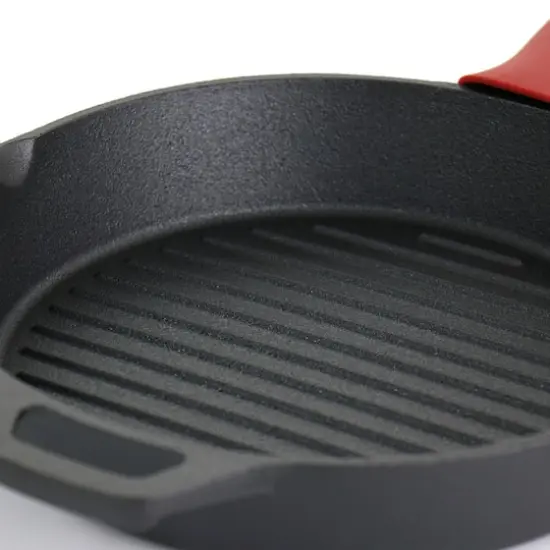 MegaChef Pre-Seasoned Cast Iron 6 Piece Set With Red Silicone Holders {5}