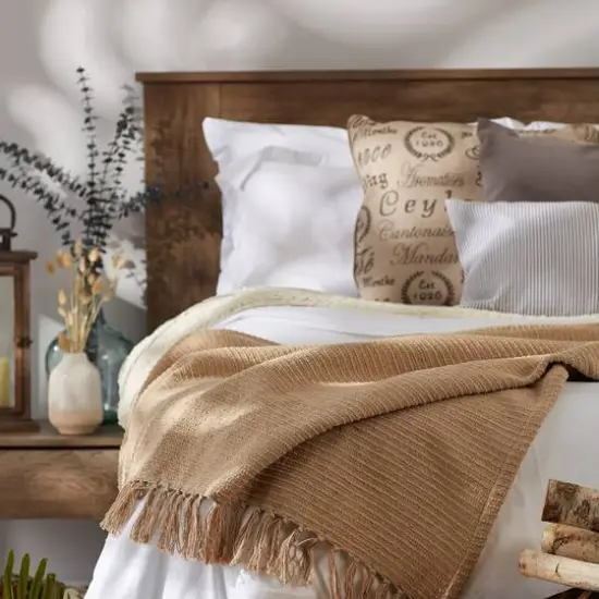 DII&reg; Vintage Linen Solid Ribbed Throw {4}