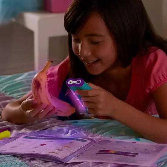 Educational Insights Nancy B's Science Club Black Light Illuminator {5}