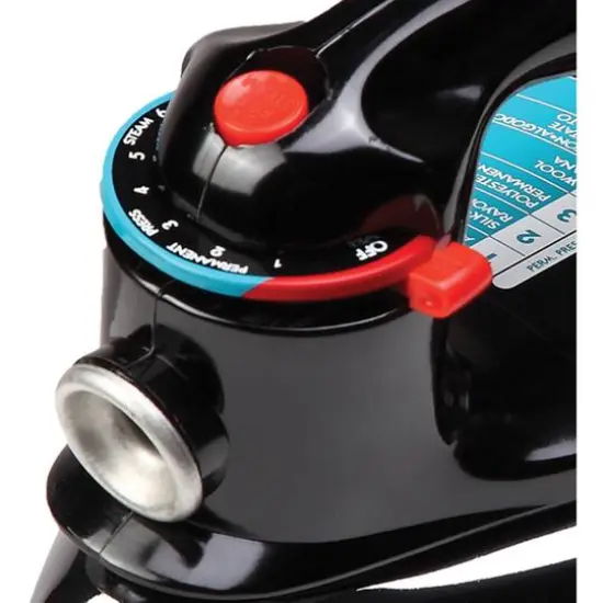 Brentwood&reg; Classic Chrome-Plated Steam Iron {5}