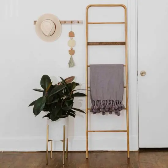 Hello Honey&reg; Woven Cotton Pom Pom Throw Gray {5}