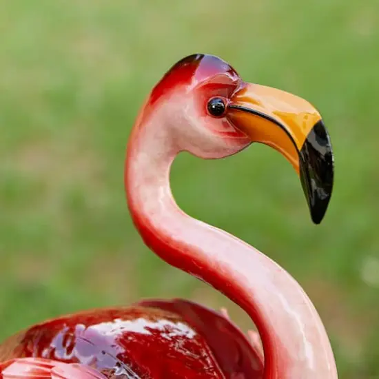 Glitzhome&reg; 35.25" Metal Standing Flamingo Garden Statue with Stakes {8}