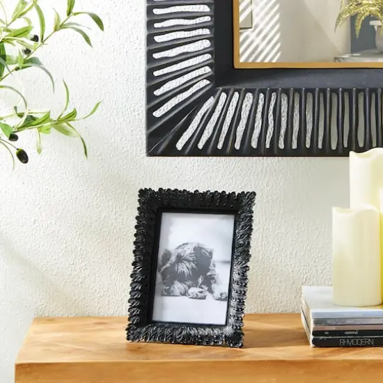Glitzhome&reg; 5" x 7" Black Scoop abletop Picture Frame {3}