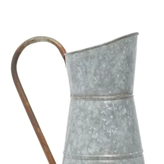 16" Gray Iron Farmhouse Planter {5}