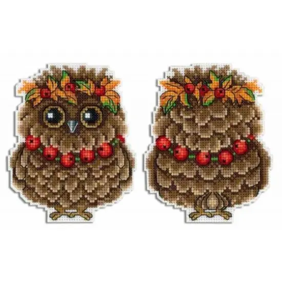 MP Studia Autumn Owl Plastic Canvas Counted Cross Stitch Kit {1}