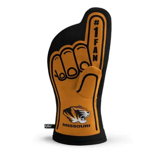 Quilted No.1 Oven Mitt Missouri Tigers {1}