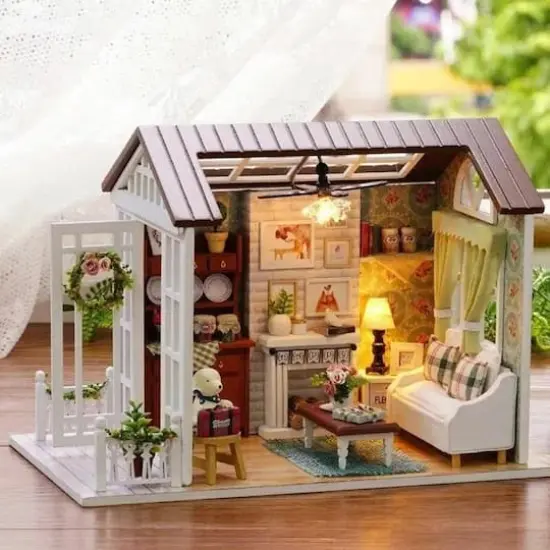 Wizardi Miniature Roombox Christmas Eve Dollhouse Kit {3}