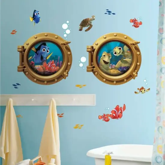 RoomMates Finding Nemo Peel & Stick Giant Wall Decals {4}
