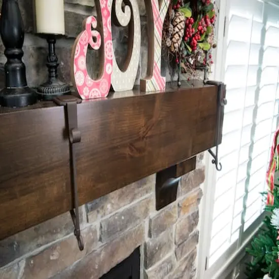 Brown Mantel Garland & Christmas Stocking Holder, 2ct. {18}