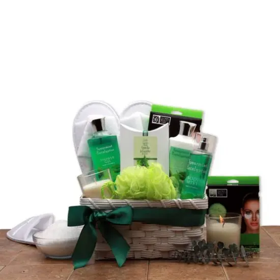 EucalyptusSpa Gift Basket {1}
