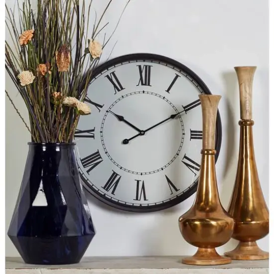 White Traditional Metal Wall Clock {7}