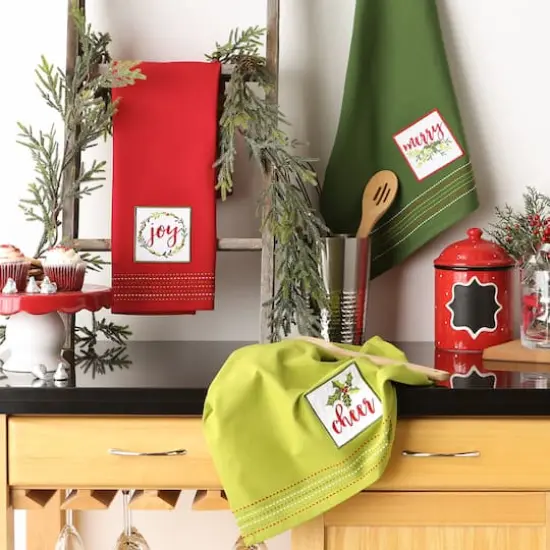 DII® Assorted Holiday Greetings Embellished Dishtowel Set {7}