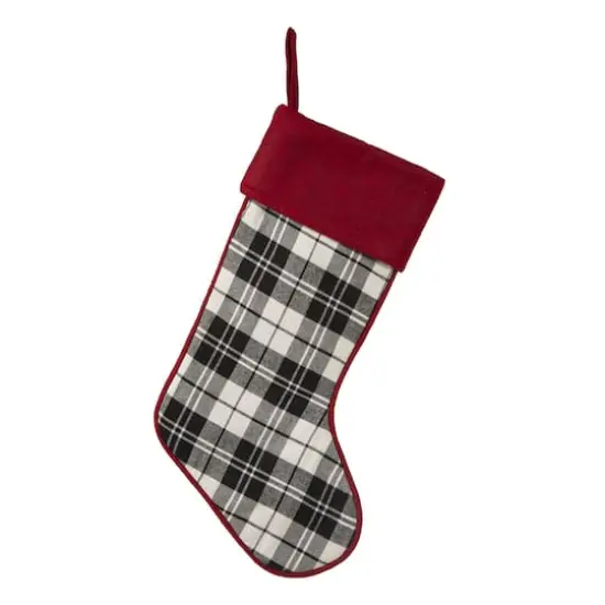 Glitzhome&reg; Black & White Plaid Stockings & Tree Skirt Set {4}
