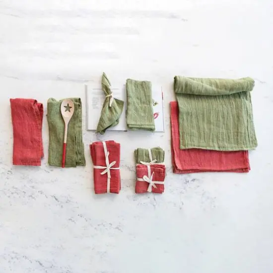 Hello Honey&reg; 108" Green Stonewashed Linen Table Runner {3}