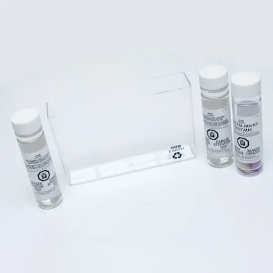 BBC Earth Grow & Discover Crystal Aquarium {3}