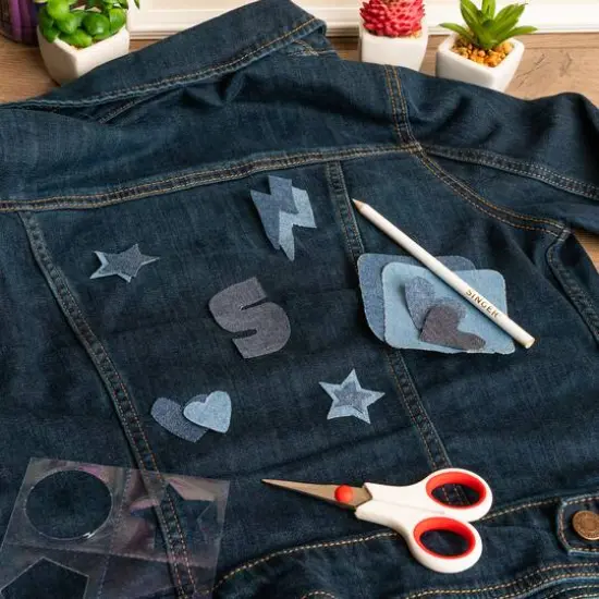 SINGER&reg; Decorative Glitter & Denim DIY Iron-On Fabric Patch Kit with Scissors {17}