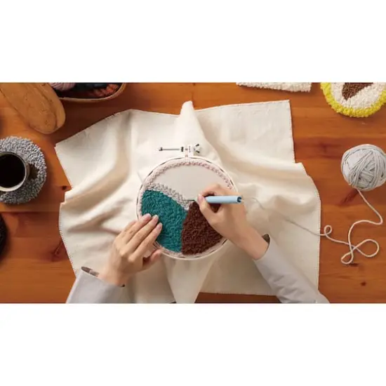 Clover 7" Punch Needle Hoop {5}