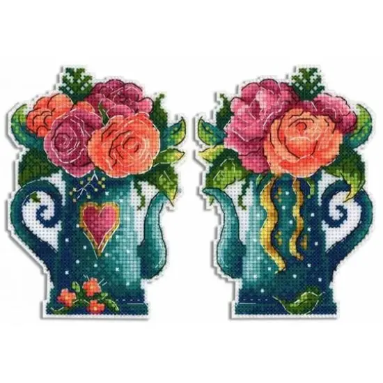 MP Studia Flowers Of Love Plastic Canvas Counted Cross Stitch Kit {1}