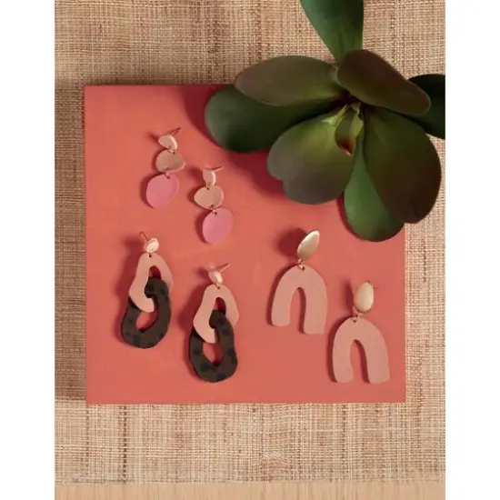 Leisure Arts&reg; Clay Jewelry Book {12}