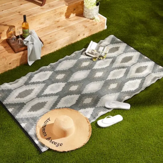 Black and Gray Ikat Outdoor Floor Runner 3ft. x 6ft. {6}