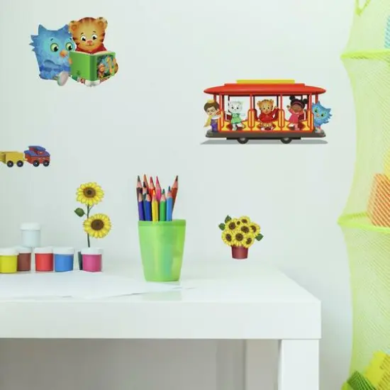 RoomMates Daniel Tiger Peel & Stick Wall Decals {4}