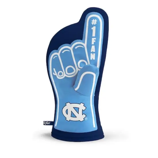 Quilted No.1 Oven Mitt North Carolina Tar Heels {1}