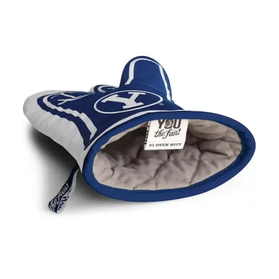 Quilted No.1 Oven Mitt BYU Cougars {5}