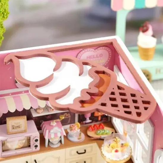 Wizardi Miniature Roombox Ice Cream Shop Dollhouse Kit {6}