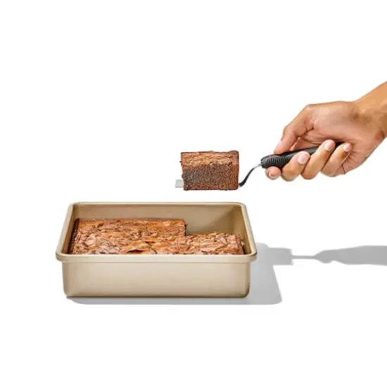 OXO Softworks Cut & Serve Turner {3}