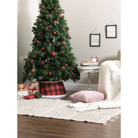 DII&reg; Red & Black Buffalo Check Holiday Tree Collar {9}