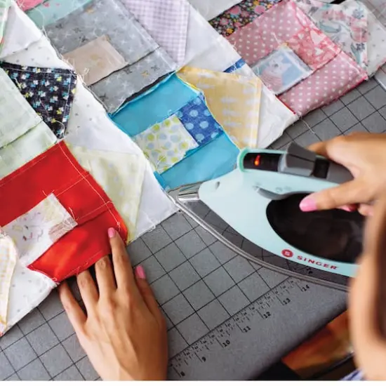 SINGER&reg; Mint SteamCraft Plus Iron {3}