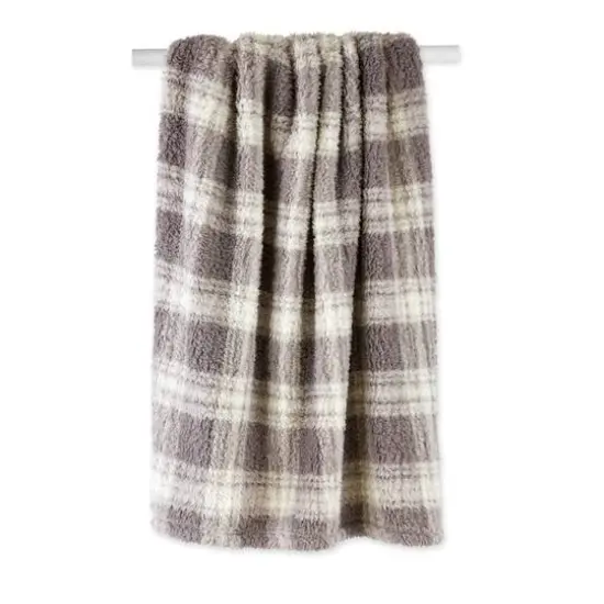 DII&reg; Gray Farmhouse Plush Plaid Throw {7}
