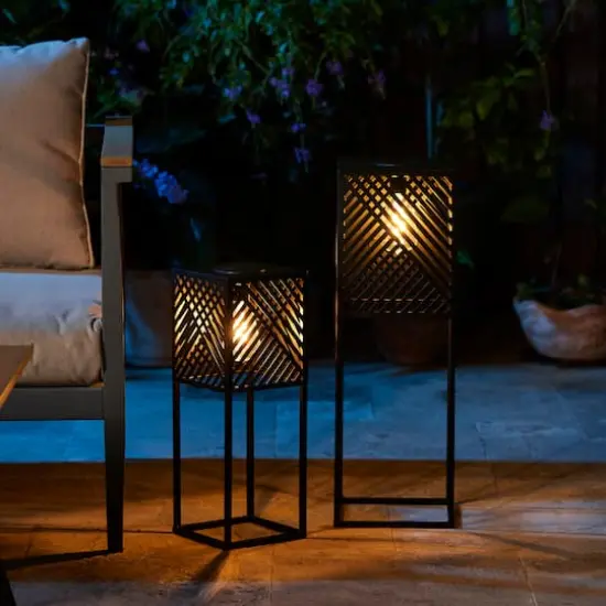 Glitzhome&reg; Black Metal Stripes Geometric Solar Powered Edison Bulb Outdoor Lantern Set {5}