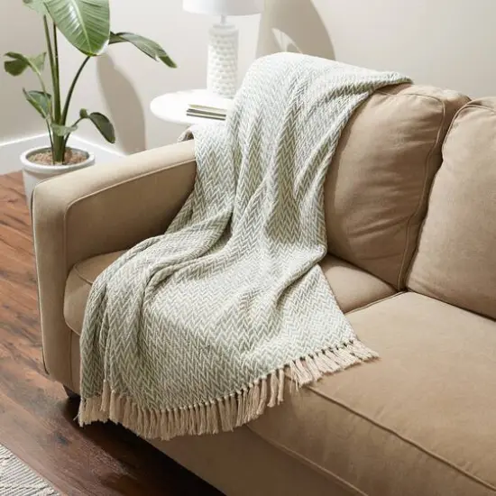 DII&reg; Zig-Zag Throw Jadeite {6}