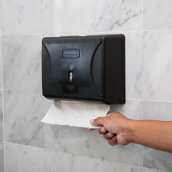 Mind Reader Black Multi-Fold Paper Towel Dispenser {8}