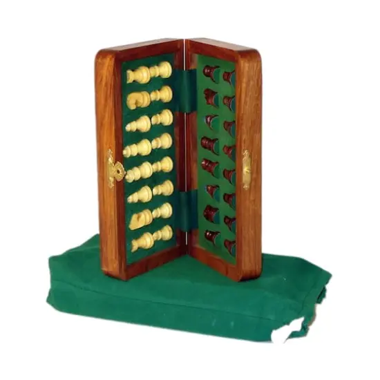 Magnetic Wooden Folding Travel Chess Set {3}