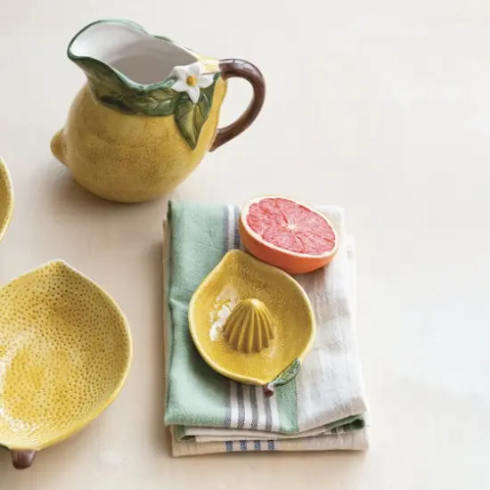 Hello Honey&reg; 6" Countryside Citrus Stoneware Lemon Juicer {3}