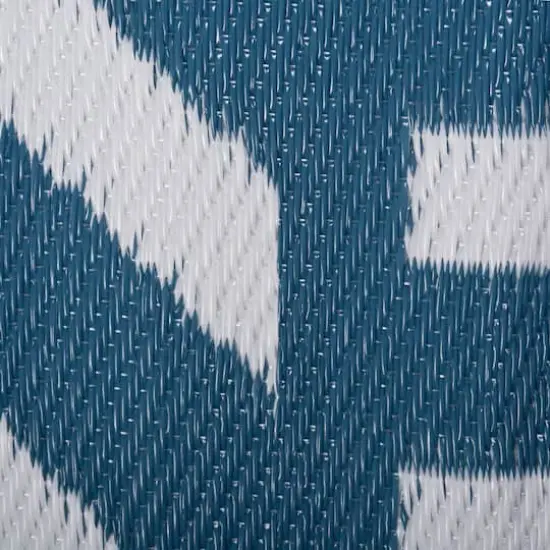 DII&reg; Round Blue Geometric Outdoor Rug, 5ft. {3}